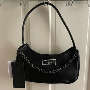 NWT Kendall & Kylie Small Black Chain Purse